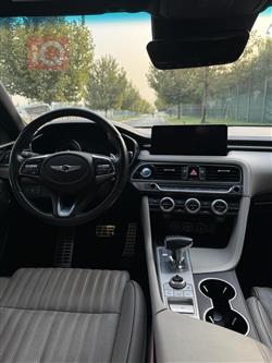 جێنسس G70